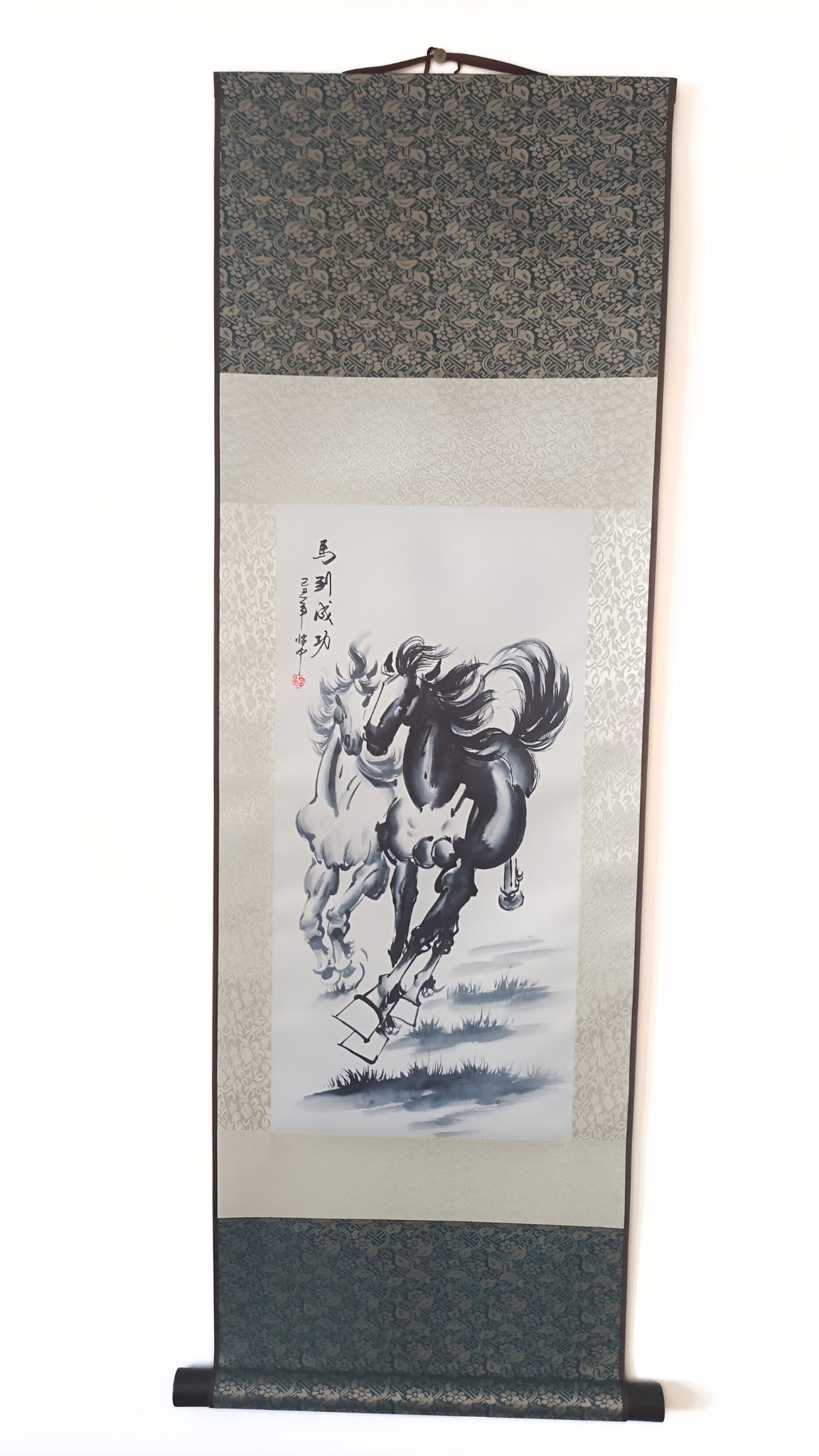 Rouleau mural chinois / Cheval Blanc et Noir au Galop