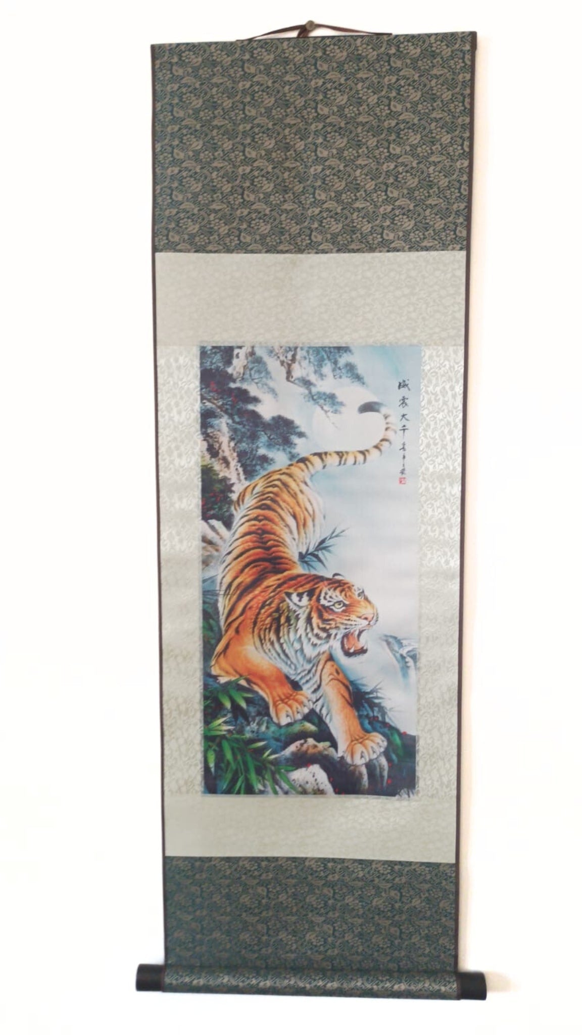 Rouleau mural chinois / Tigre Descendant la Montagne